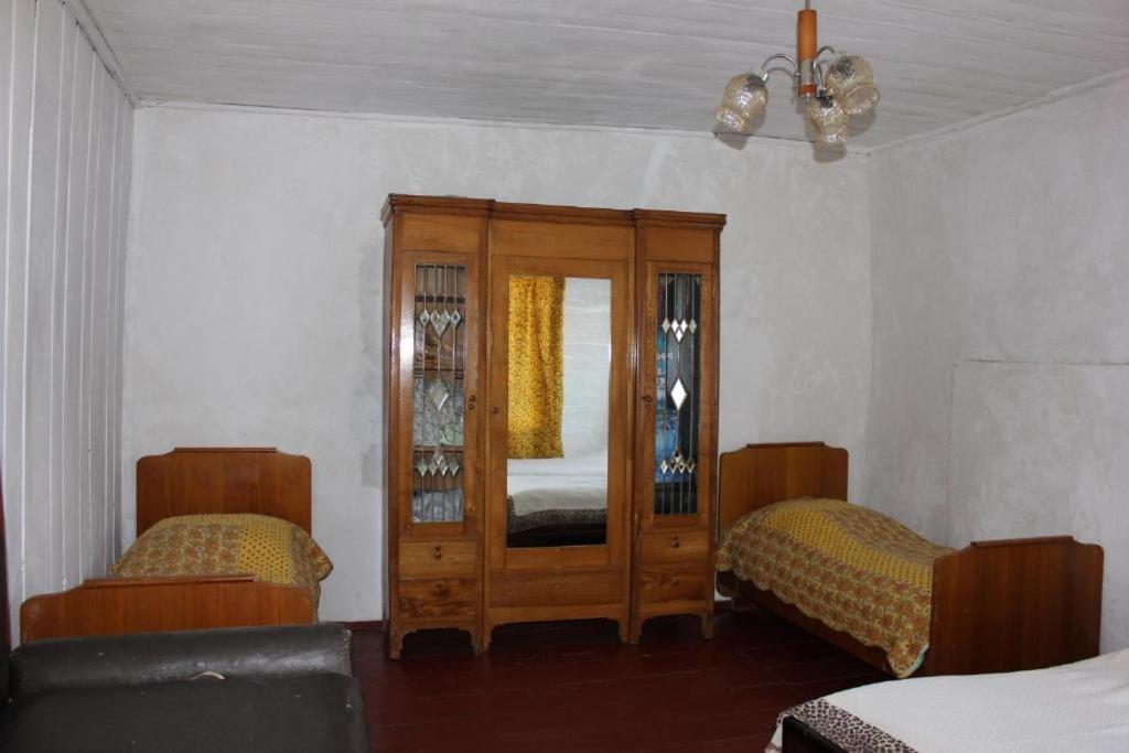 Guest House Elisabeth Adishi Eksteriør billede