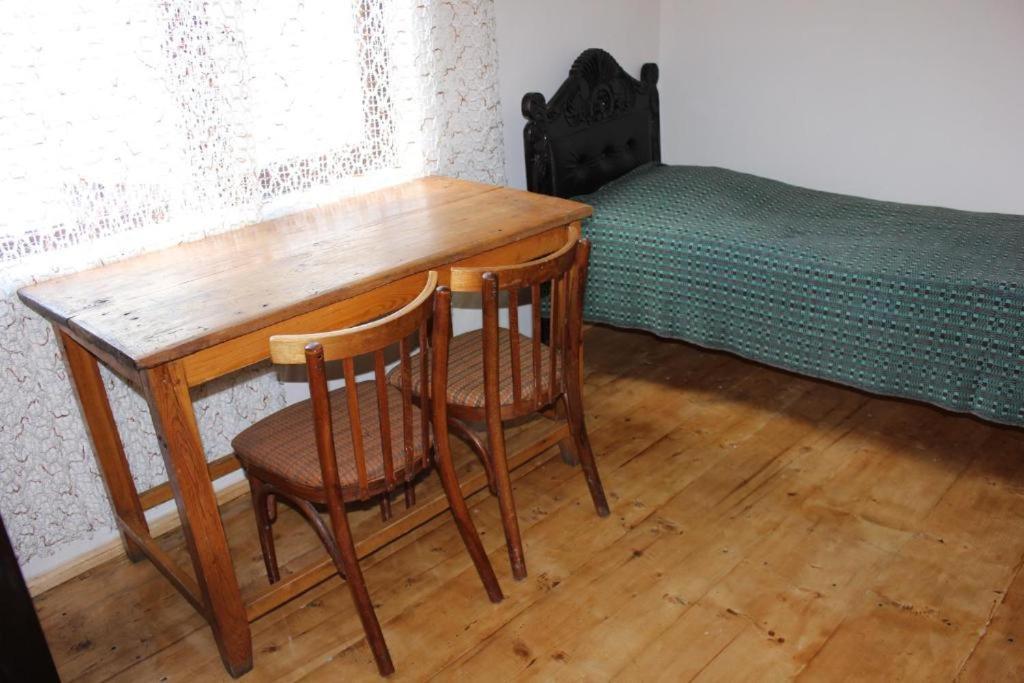 Guest House Elisabeth Adishi Eksteriør billede